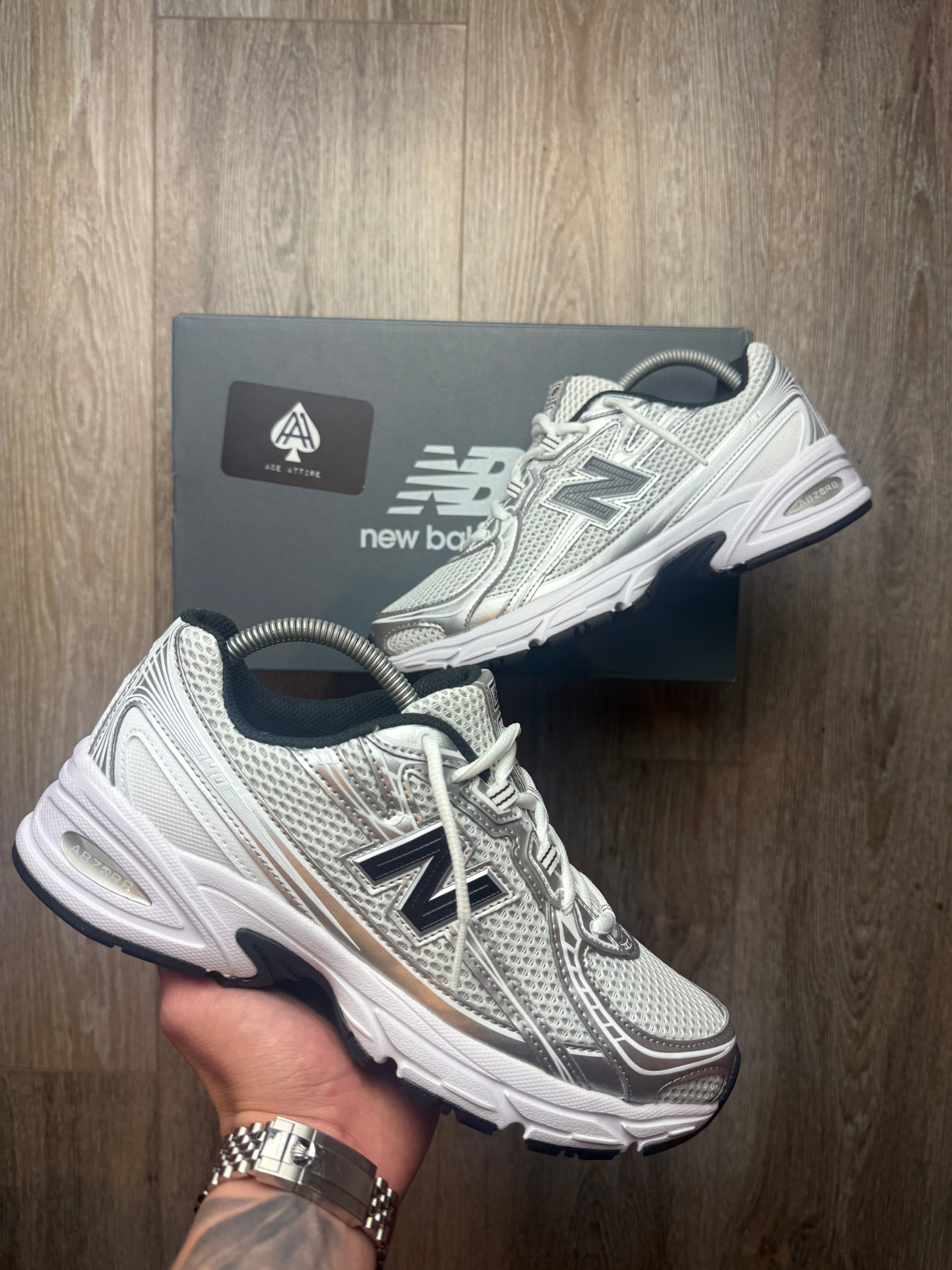 New Balance 740 - White Grey